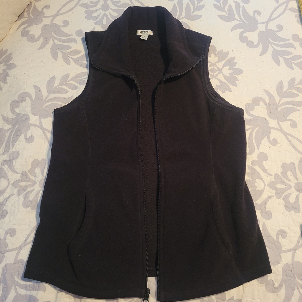 Old Navy Black Sleeveless Fleece Vest